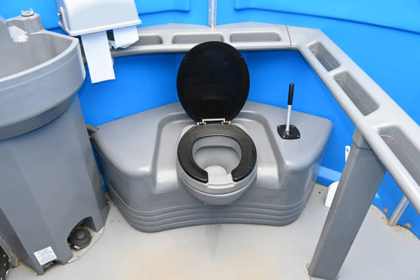 Best Best portable toilet rental  in Claxton, GA